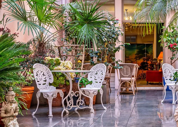 Hôtel du Danube Saint Germain